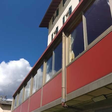 La Valle Del Drago Hotell Piazza Brembana Exteriör bild